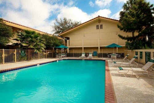 Days Inn Austin South
