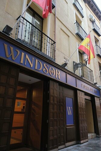 Windsor Puerta del Sol, Забронировать Хостел Хостелы Мадрида, рядом с Площадь Чуэка, Хостел