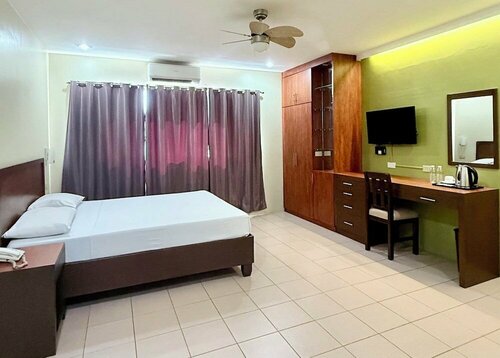 Joyce Apartelle Kalentong, Rezerwuj Hotel Hotele w Manila z Parkingiem, Parking