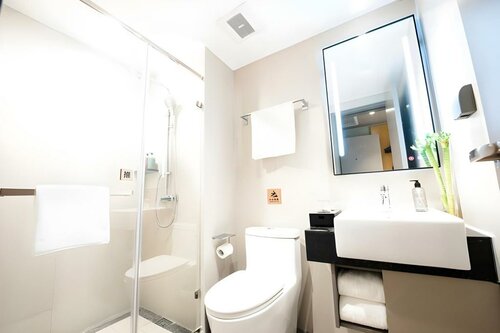 Homeinn Selected Hotel (Beijing Beixinqiao Nanluoguxiang), Book Hotel Dongcheng 