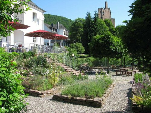 Kräuterhotel Villa Vontenie, Забронировать Вилла Кордель Trier-Saarburg
