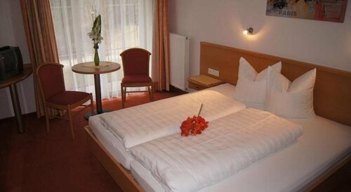 Anna Maria Apartments in Vienna Citycenter, Prenota Appartamento Hotel a Vienna con parcheggio, Parcheggio