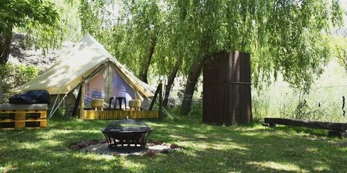 Camping Alpujarras, Varaa Leirintäalue La Alpujarra hotellit, joissa on uima-allas, Uima-allas