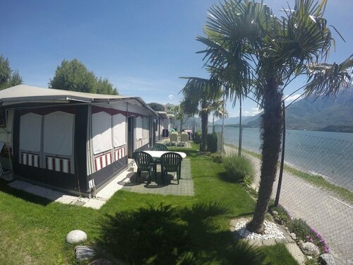 Campeggio Paradiso, Prenota Hotel Como Como