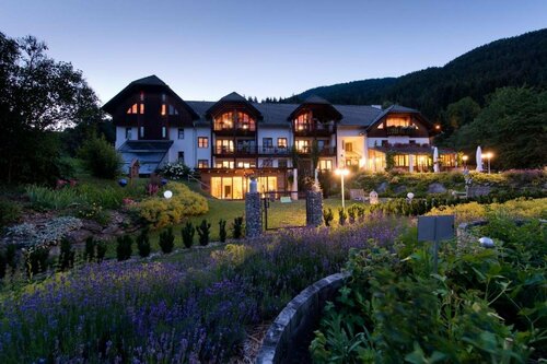 Naturhotel Landhof Irschen, Book Hotel Dellach im Drautal Nassfeld