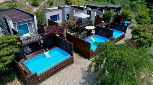 Penatess Pool Villa, Book Villa SPA-hoteller i Chungcheongbuk-Do, SPA