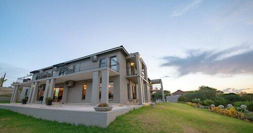 Altissimo Guesthouse, Reservar Casa de hóspedes Hotéis em Bloemfontein com pequeno-almoço, Café da manhã