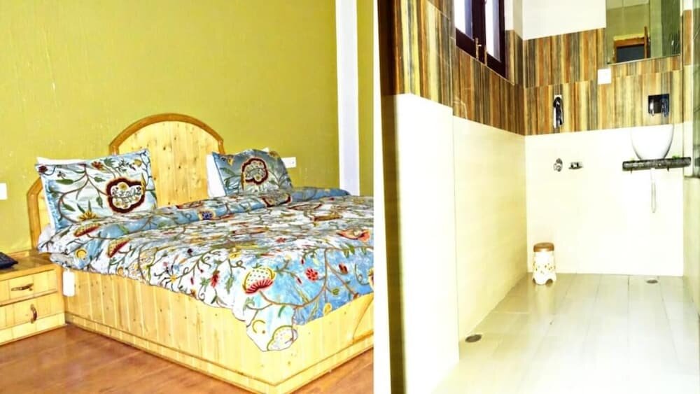 Hotel Shefaf-Best Hotel in Kashmir