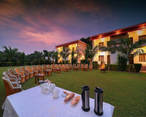 Ranthambore Bagh Palace, Prenota Hotel Hotel a Rajasthan con piscina, Piscina