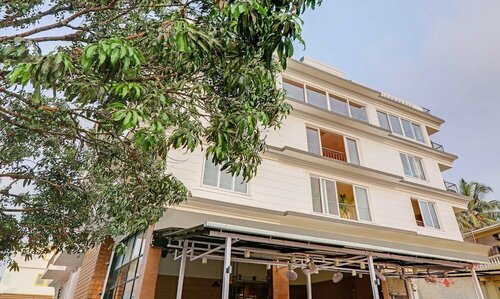 Treebo Premium Dona Eliza, Varaa Hotelli Calangute Pohjois-Goa