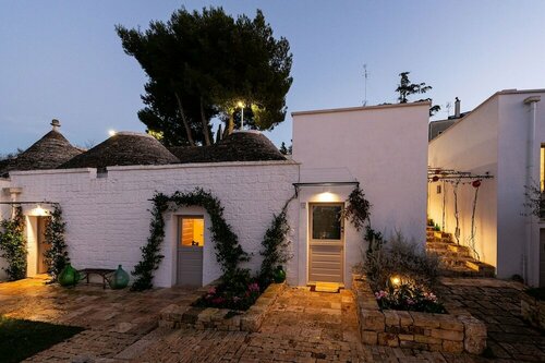 Trulli in corte, Забронировать Гостевой дом Гостевые дома Альберобелло, рядом с Музей «Трулло-Соврано», Гостевой дом