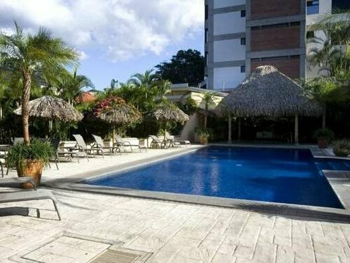 Apartotel & Suites Villas del Rio, Rezervați Hotel-apartament Escazu 