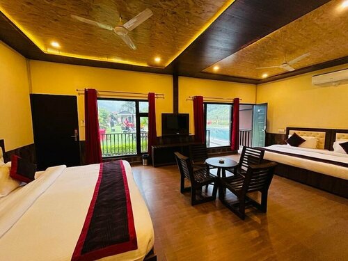 DLS MJ River Resort, Rishikesh, Забронировать Курортный отель Курортные отели Шивпури, Курортный отель