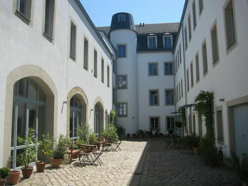 Hofgarten 1824 Hotel garni, Забронировать Отель Нойштадт Дрезден