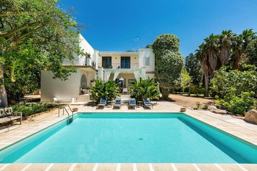 Villa Casablanca, Varaa Villa Alezio huvilat, Villa