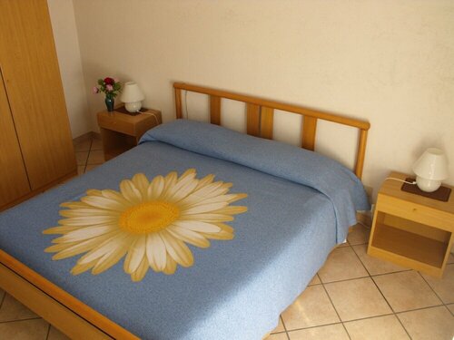 Agriturismo Gli Ulivi, Book Landbrugsophold Garlenda Ligurien
