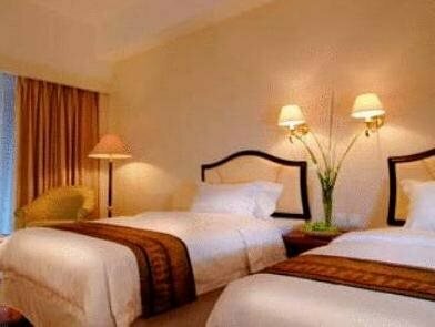 Mason Pine Hotel
