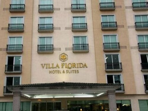 Hotel Villa Florida Puebla, Book Hotel Hoteller i State of Puebla med pool, Swimmingpool