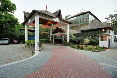 Wood Castle Spa & Resort Hotel, Buchen Sie Resort Garjia Uttarakhand