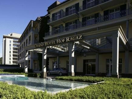 Palais Bad Ragaz, Забронировать Отель Отели Хайдиланд с парковкой, Парковка