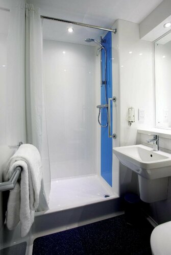 Travelodge Barnsley, Забронировать Отель Барнсли Южный Йоркшир