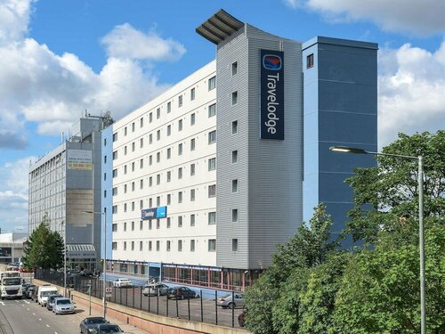 Travelodge London Wembley Hotel, Забронировать Отель Отели Лондона с парковкой, Парковка