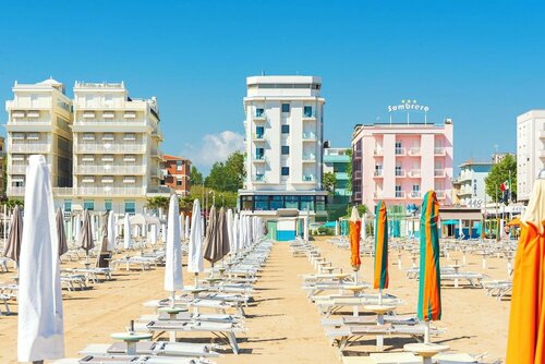 Grand Meeting Hotel, Забронировать Отель Отели Римини с бассейном, Бассейн