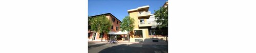 Hotel Montebello, Забронировать Отель Отели в центре Монтекатини-Терме, в центре, Парковка, Завтраки