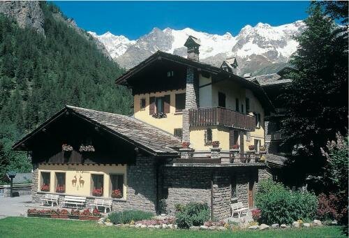 Hotel Dei Camosci, Забронировать Отель Курмайор Курмайор, рядом с Курмайер