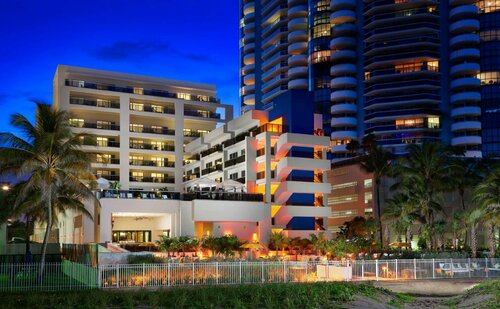 Hilton Cabana Miami Beach Resort, Забронировать Курортный отель Курортные отели Майами-Бич, Курортный отель