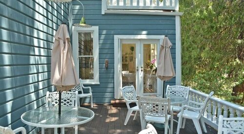 Deer Creek Inn, Prenota Hotel Nevada City California