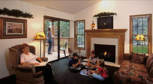 Evergreen Cabin 6, Забронировать Отель Отели и гостиницы Лаример-Каунти, Отель