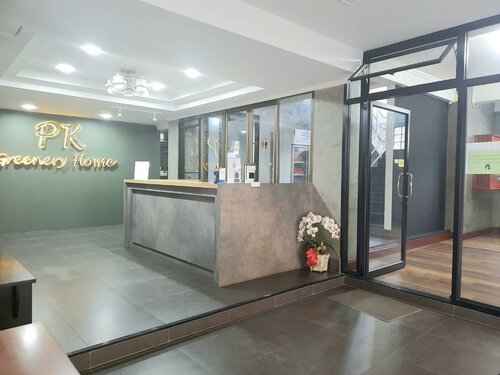 Phongkaew Hotel, Забронировать Отель Отели Сурат Тхани с парковкой, Парковка