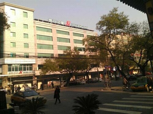 Jinjiang Inn Beijing Wangfujing, Забронировать Отель Отели и гостиницы Пекина, рядом с Станция метро Dongsi, Отель