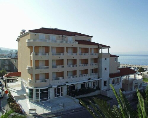 Hotel Laurentum, Брондау Қонақ үй Tucepi қаласындағы таңғы ас қосылған қонақ үйлер, Таңғы ас