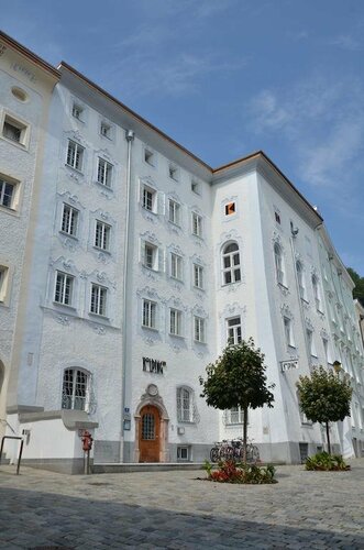 Kolpinghaus Hallein, Reserva ahora Hotel  