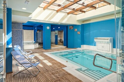 Hotel Cavallotti & Giotto, Забронировать Отель Монтекатини-Терме Тоскана, рядом с Термальный комплекс Теттуччо
