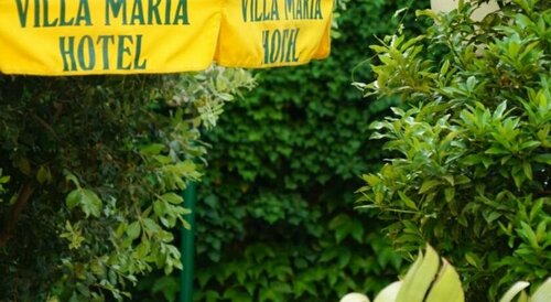 Hotel Villa Maria & Apartment, Забронировать Апартаменты/квартира Отели Варацце с парковкой, рядом с Туристический порт Варацце, Парковка