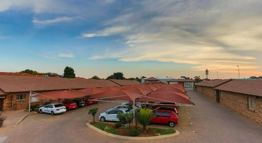 Rudman Townhouses Self-catering Accommodation
