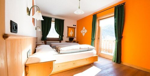 Art Apartments Casa Cambra, Забронировать Шале Отели Ливиньо 3 звезды, 3*