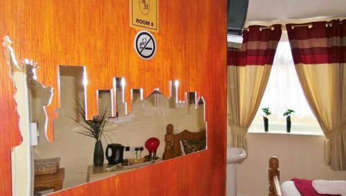 VERNON Hotel, Забронировать Отель Отели Блэкпул 3 звезды, рядом с Стадион футбольного клуба «Блэкпул», 3*