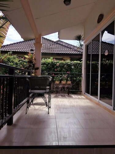 Phopheng Sweethome, Varaa Hotelli Hotellit North-Eastern Thailand pysäköinnillä, Pysäköinti