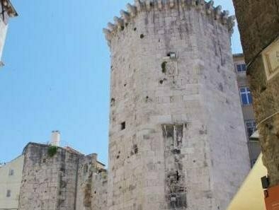 Gold Town Split Apartments, Prenota Appartamento Splitska 
