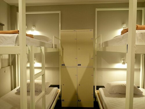Q6 At 6 - Hostel, Забронировать Хостел Хостелы Бангкока, рядом с Банкогский национальный музей, Хостел