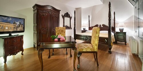 Hotel Bologna, Забронировать Отель СПА-отели Праги, рядом с Станция метро Staromestska, SPA-услуги