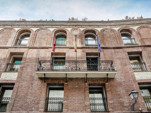 Eurostars Casa de la Lírica, Забронировать Отель Бизнес-отели Мадрида, рядом с Королевский ботанический сад, 4* 5*