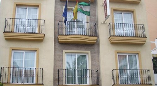 Hostal La Colonia, Забронировать Отель Сан-Педро-де-Алькантара Марбелья