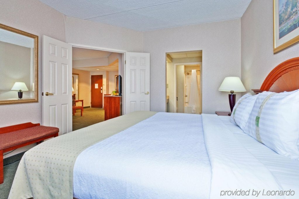 Burrstone Inn