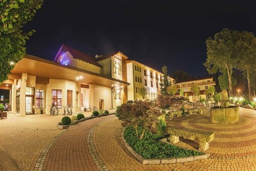 Malinowy Dwór Hotel Medical SPA, Réserver Complexe hôtelier Hôtels SPA à Basse-Silésie, SPA