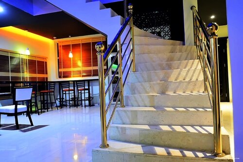 De Santos Hotel, Забронировать Отель Икея Лагос